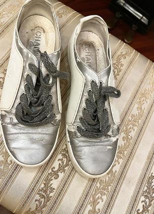 Оригинальные кроссовки кеды кожаные белые серебристые chanel италия2 фото