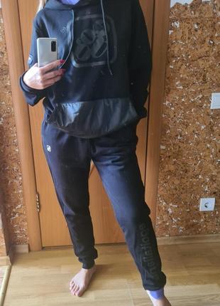 Спортивный костюм s-m