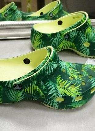 Crocs classic platform tropic , оригинал2 фото