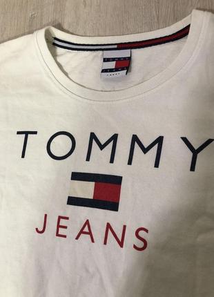 Tommy hilfiger белый лонгслив оригинал размер с-л4 фото