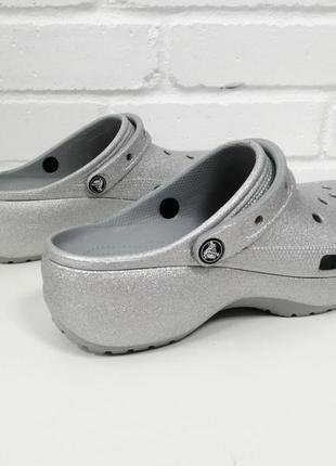 Сабо crocs classic platform glitter clog w, оригинал2 фото