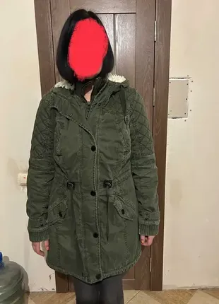 Жіноча куртка парка на зиму