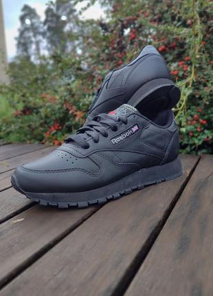 Кроссовки reebok classic leather4 фото