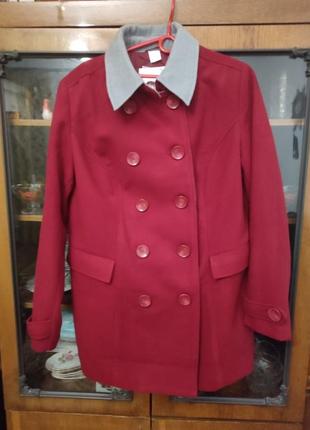 Червоно-сіре осіннє пальто1 фото