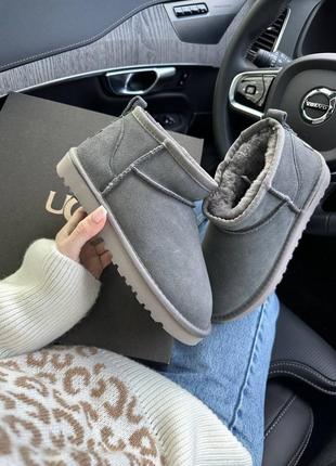 Жіночі замшеві уггі ugg ultra mini grey suede1 фото