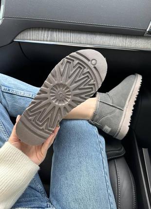 Жіночі замшеві уггі ugg ultra mini grey suede10 фото