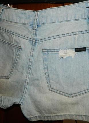 Р. 44-46/s-m шорты женские джинсовые светлые с потёртости only4 фото