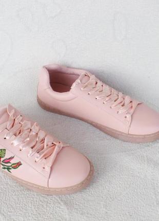 Пудровые кеды, кроссовки 37 размера