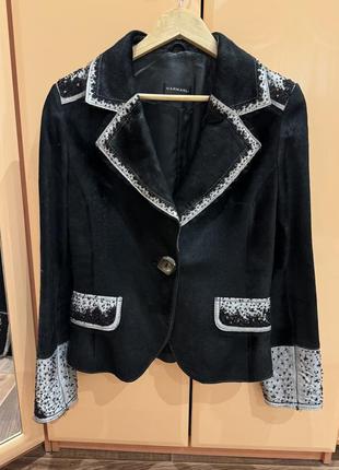 Пиджак из шерсти пони с камнями