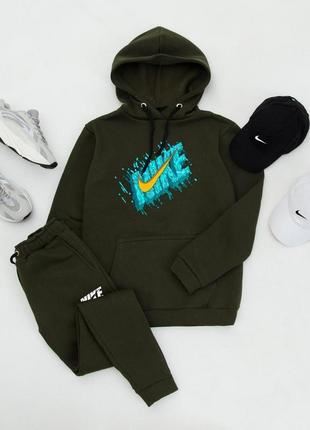 Зимовий якісний чоловічий комплект з принтом в стилі nike найк худі і штани стильний костюм на флісі