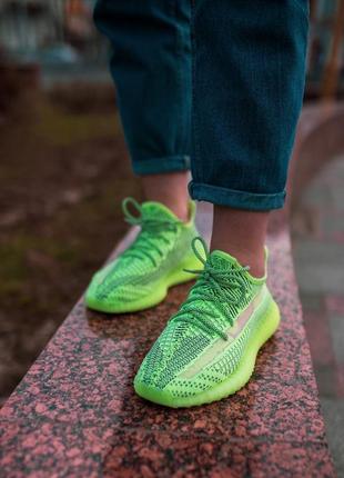 スニーカー  yeezy boost 350 glow 26 Yeezy 350 Glow Yeezreel Adidas Yeezy Neon Green Yeezy Boost 350 V2