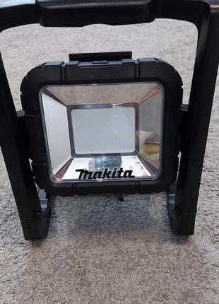Makita dml805 фонарь акумуляторный
