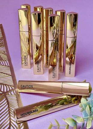 Туш hourglass caution extreme lash mascara