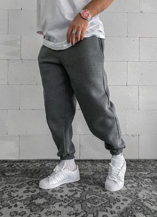 Темно сірі теплі базові спортивні штани2 фото