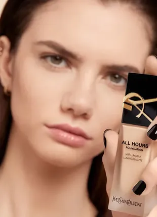 Yves saint laurent all hours foundation luminous matte тональна основа для обличчя з матовим ефектом