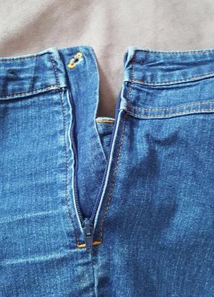 Облягаючі джинси6 фото
