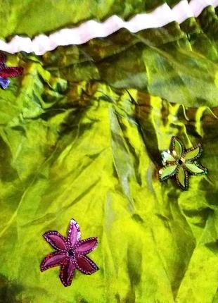 Тюль зеленого цвета, полу прозрачная, вышитые цветы2 фото