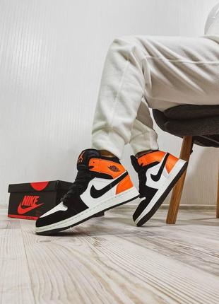 Жіночі кросівки nike air jordan 1 retro high black white orange зима / smb