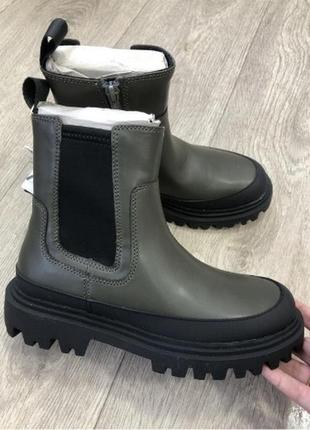 Черевики zara