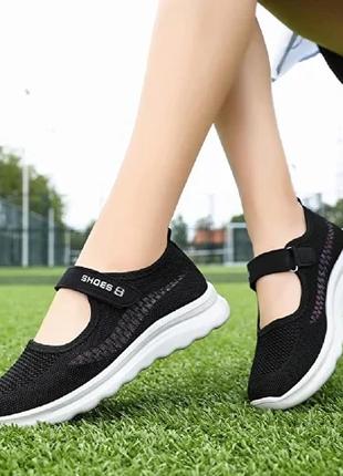 Літні жіночі кросівки сандалі, жіночі кросівки без шнурків у сітку пропускає повітря 39р чорний