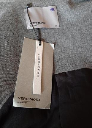 Стильный удлинённый жилет vero moda.7 фото