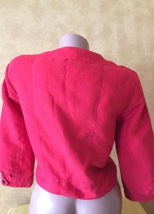 Стильный укорочённый красный пиджак на молнии /жакет /куртка2 фото