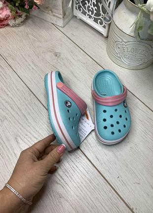 Крокси дитячі crocs м'ятні з ніжно-рожевою шлейкой. crocband kids ice blue/white5 фото