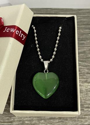 Натуральний камінь улексіт зелене котяче око кулон у формі сердечка на шнурочку - подарунок дівчині7 фото