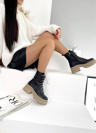 Стильні черевики ботильйони демі / зима