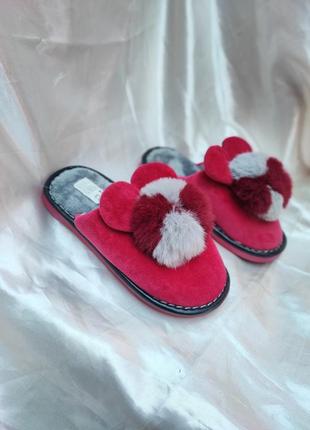 Детские карцы на девочку с мехом, стильные тапки с мехом, удобные, подарок, зимняя домашняя обувь2 фото