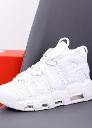 Женские кроссовки nike air more uptempo white белого цвета