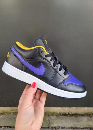 Кросівки nike air jordan 1 low lakers black 553560-075