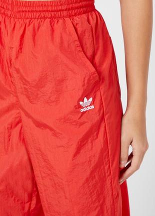 Спортивные штаны adidas originals red track pants7 фото