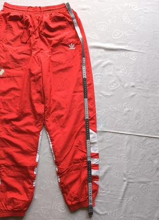 Спортивные штаны adidas originals red track pants10 фото