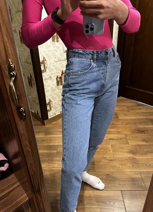 Женские джинсы с высокой посадкой1 фото