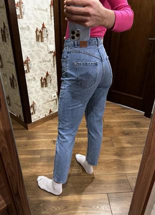 Жіночі джинси з високою посадкою2 фото