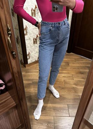 Женские джинсы с высокой посадкой4 фото