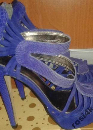 Стильні сині босоніжки topshop р39