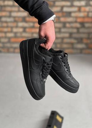 Чоловічі кросівки зимові чорні nike air force low black winter