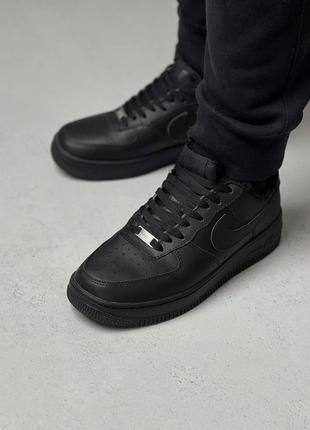 Мужские кроссовки зимние черные nike air force low black winter5 фото