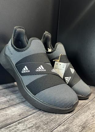 Кроссовки adidas