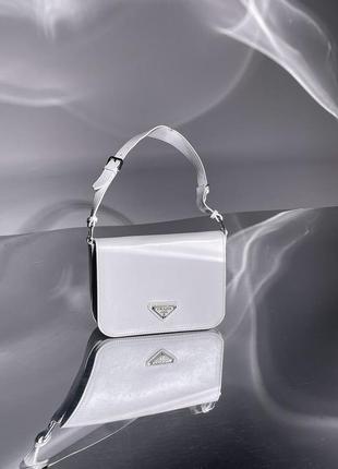 Женская сумка prada brushed leather  отличный подарок прада белая4 фото