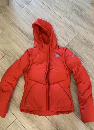 Куртка,пуховик nike acg