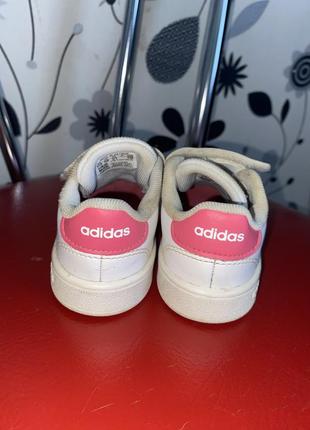 Кроссовки для девочки adidas3 фото