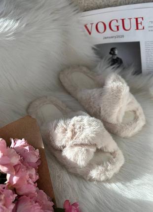 ❤ пухнасті капці з відкритим носком | бежеві стильні тапулі