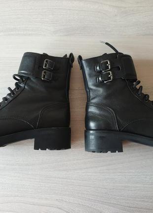 Ботинки кожаные на шнурках молнии6 фото