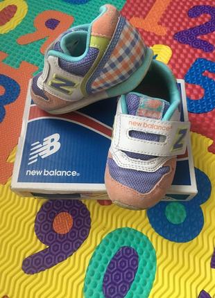 Кросівки new balance