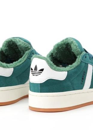 Зимние женские кроссовки adidas campus winter green white fur зеленого с белым цвета с мехом4 фото