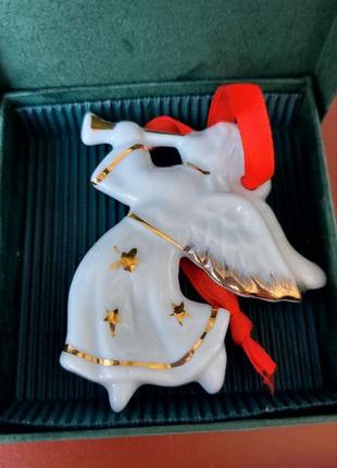 Винтажный фарфоровой ангел