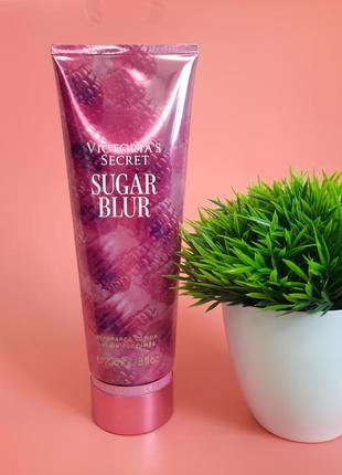 Оригинальный лосьон для тела victoria’s secret. виктория сикрет. выктория сикрет. sugar blur